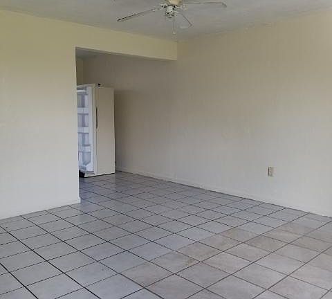 5th image of 3422 Katherine St