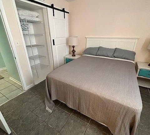 3rd image of 9850 Thomas Dr #202E