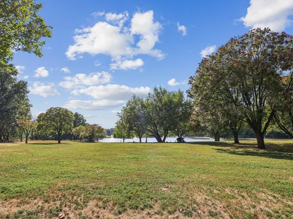 8800 Blvd East image 17 of 23