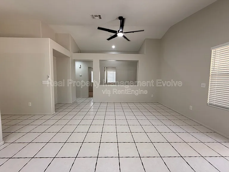 2340 E Derringer Way — Photo 9