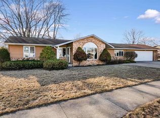705 Sue St, Little Chute, WI 54140