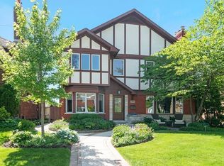 1041 N Euclid Ave, Oak Park, IL