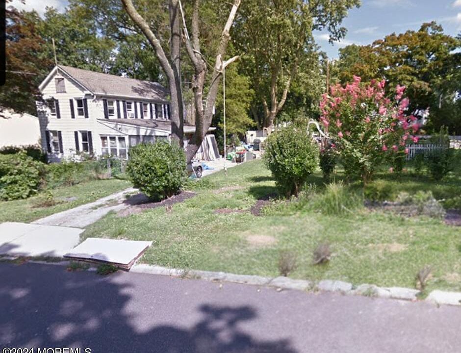 2nd image of 444 7th Avenue