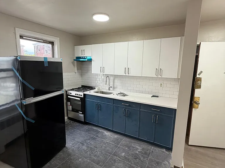 44 Irving St #6 — Photo 2