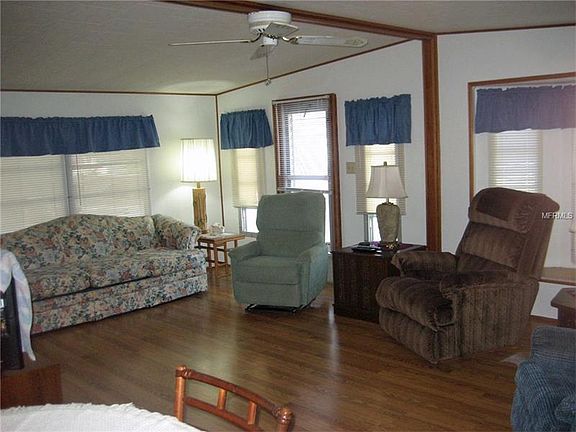 5th image of 704 51st Avenue Dr W