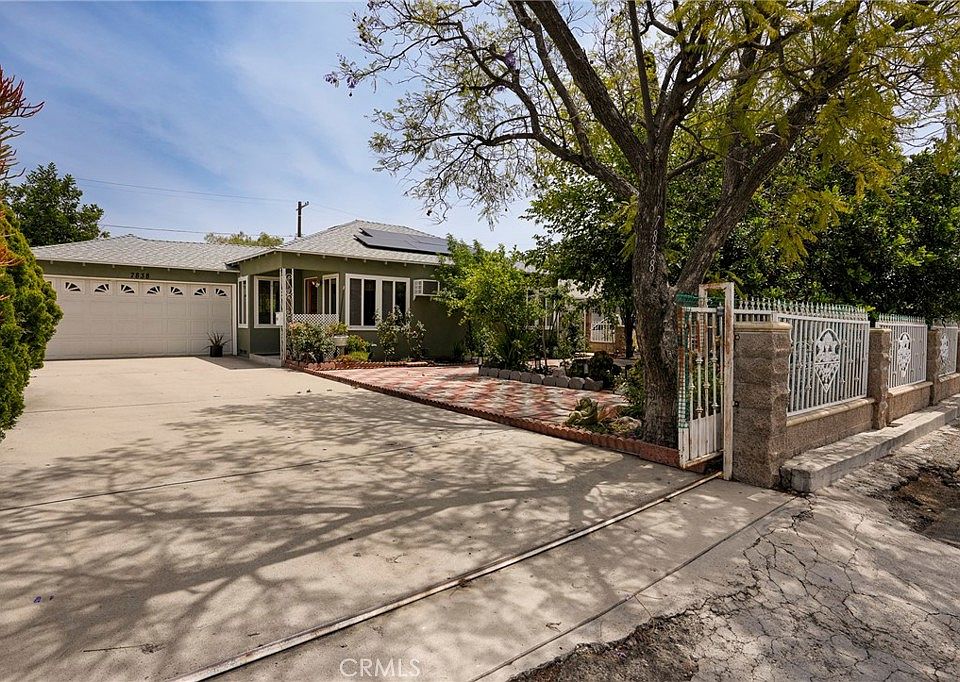 1st image of 7838 Craner Ave