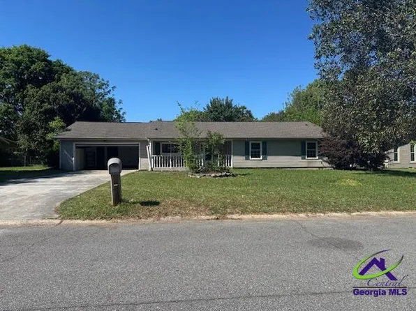 111 Foxfire Dr, Warner Robins, GA 31093