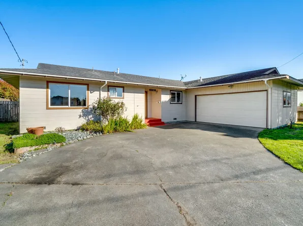 1983 Edith Dr, Arcata, CA 95521