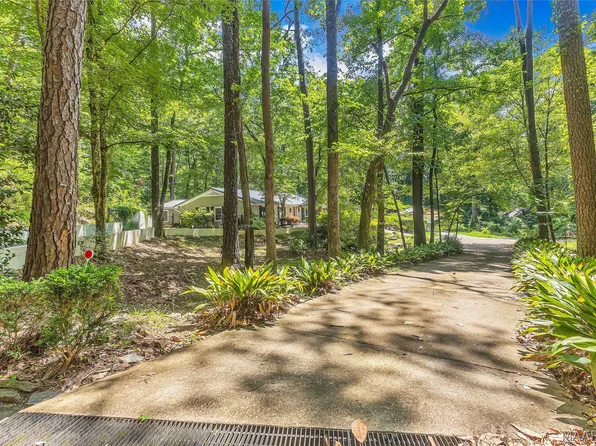 104 Camellia Dr, Wetumpka, AL 36092