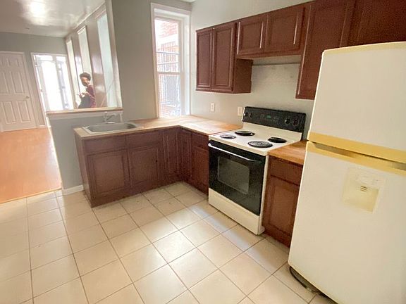 4th image of 1430 S 5th St #1F