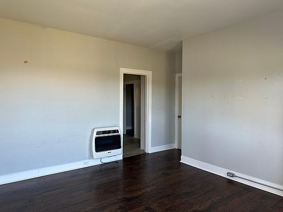 2nd image of 2300 Kings Hwy