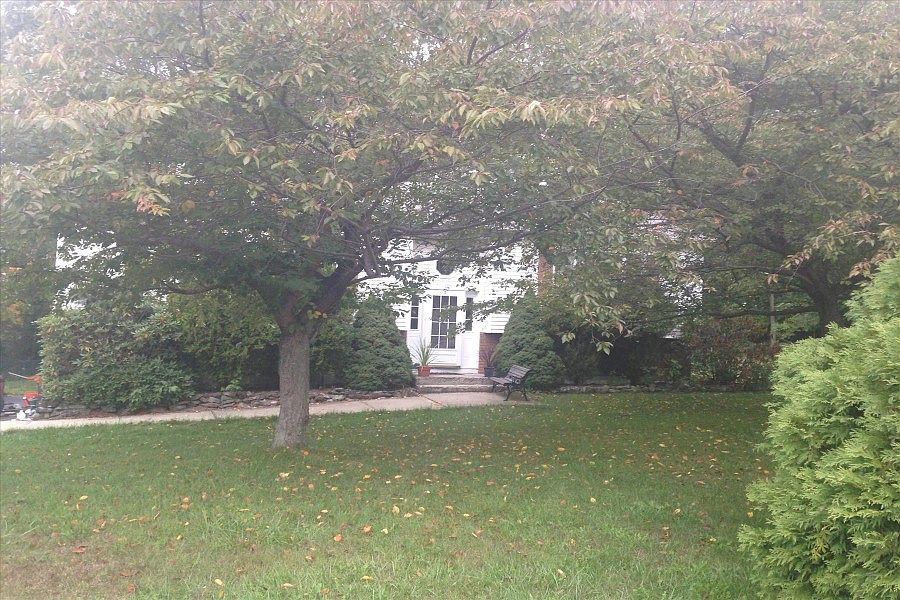 1st image of 5 Maryland Ct