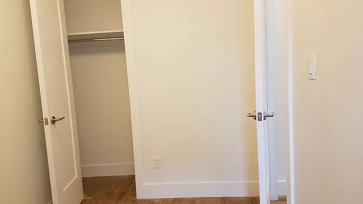 Rented by The Hamilton Group | media 14