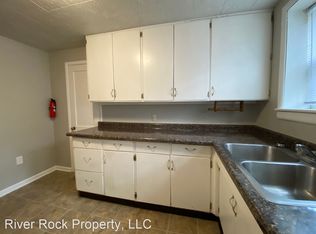 1413 13th Ave S APT 1, Fargo, ND 58103
