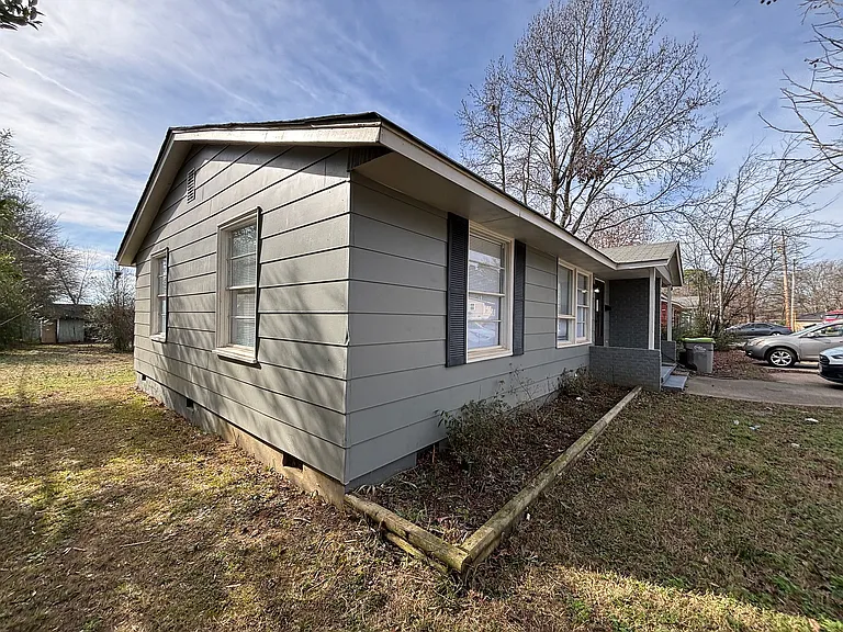 28 Hiland Pl #A — Photo 4