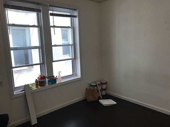 3rd image of 4837 45th St APT 1F