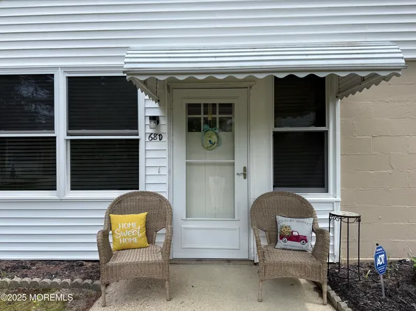 68 D Kennedy Drive, Whiting, NJ 08759
