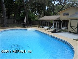 2nd image of 2761 Admirals Walk Dr N