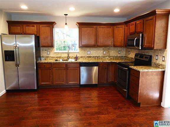 5th image of 40 Killough Dr