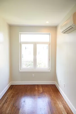 Rented by Brooklyn Group | media 20