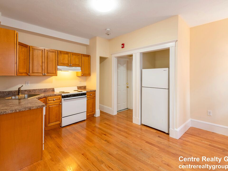 1st image of 887 Huntington Ave #U1