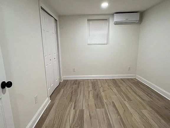 4th image of 180 E 54th St APT 1