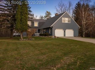 9627 M 52, Perry, MI 48872