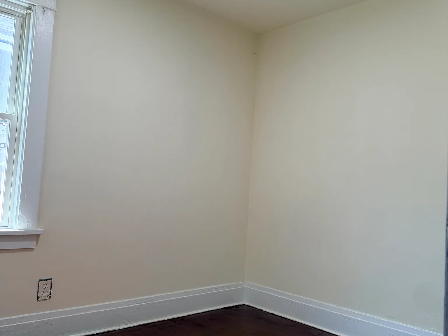 3 bed, 1400 sqft, $1,400 — Photo 4