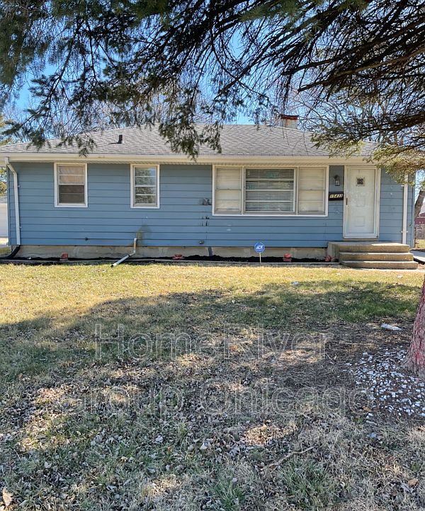 1st image of 15433 Park Ln