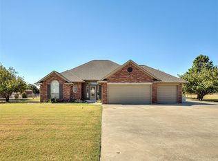 20180 SE 43rd St, Harrah, OK 73045