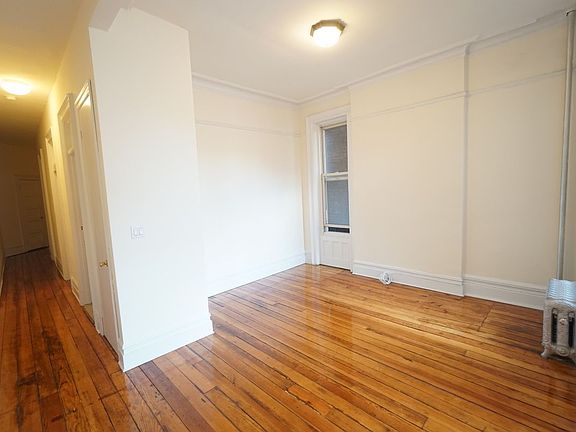 5th image of 354 Union St #3C