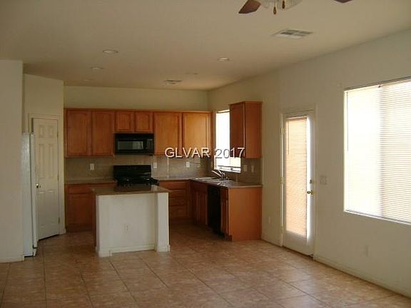 3rd image of 5625 Lawrence St