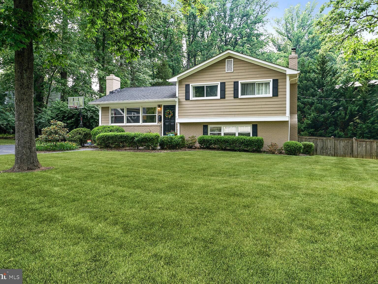 211 Harmony Dr SW, Vienna, VA 22180 Zillow