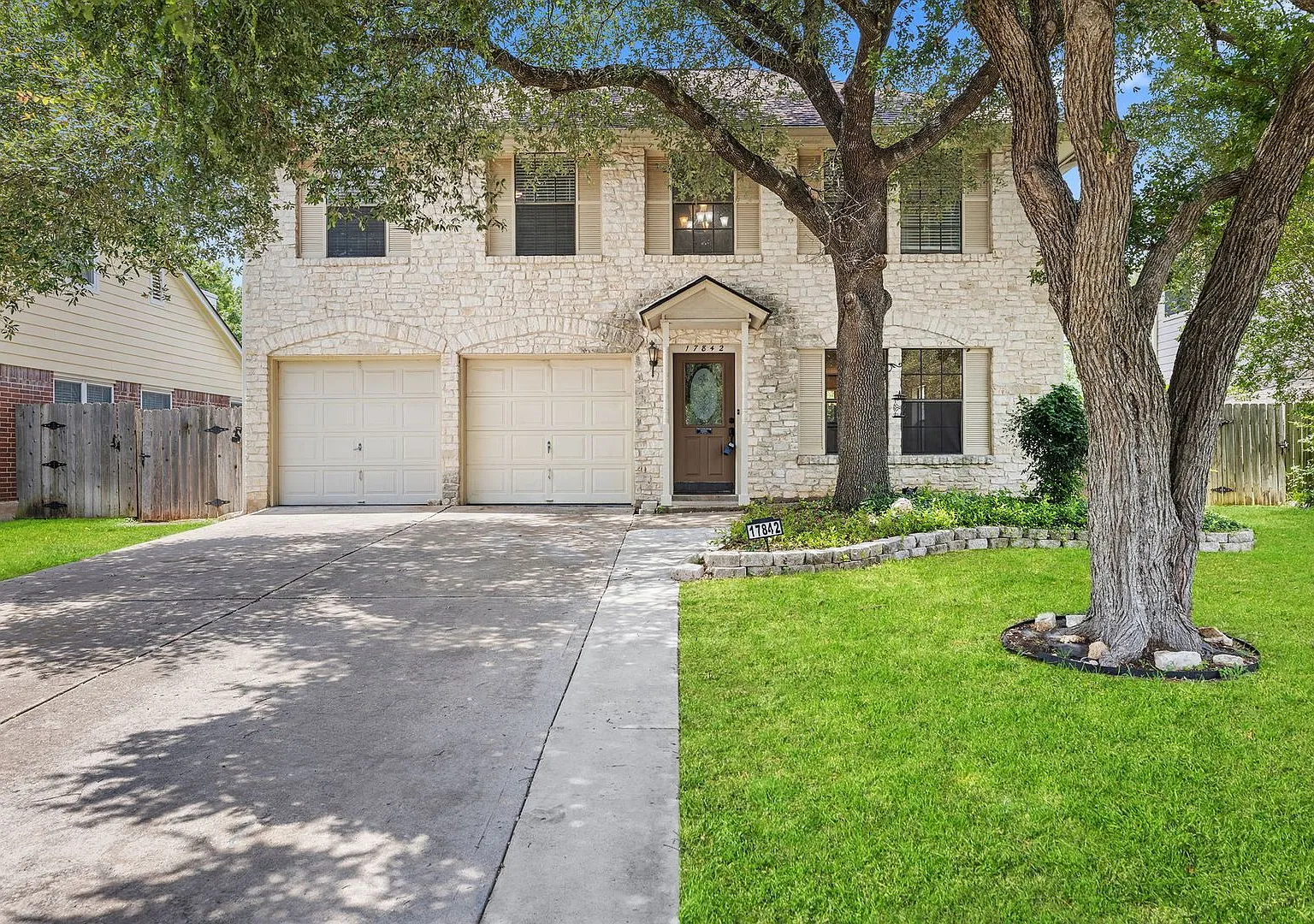 17842 Park Valley Drive Round Rock, TX 78681 — Photo 1