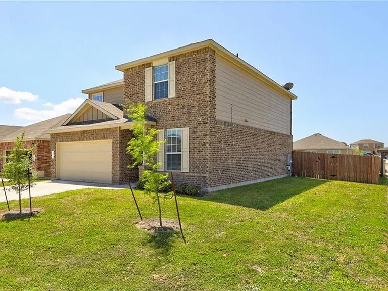 169 Marcheeta Way — Photo 2