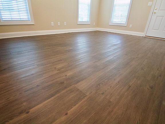 5th image of 513B Amerson Ct
