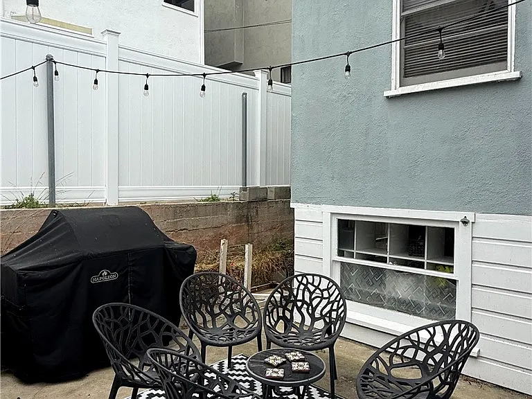 620 Palm Dr — Photo 14
