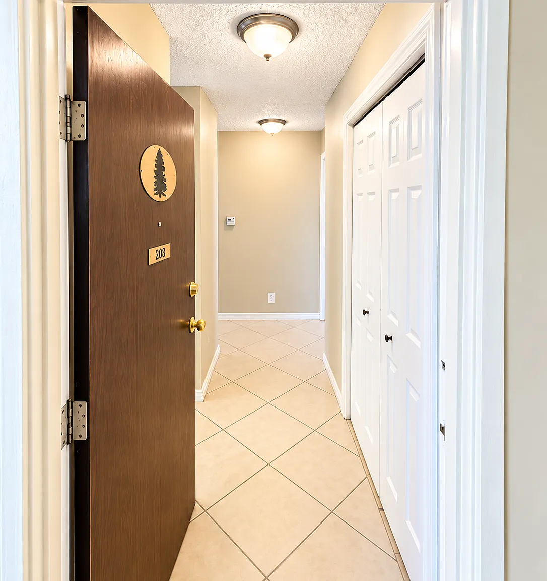 2 bed, 952 sqft, $1,800 — Photo 3