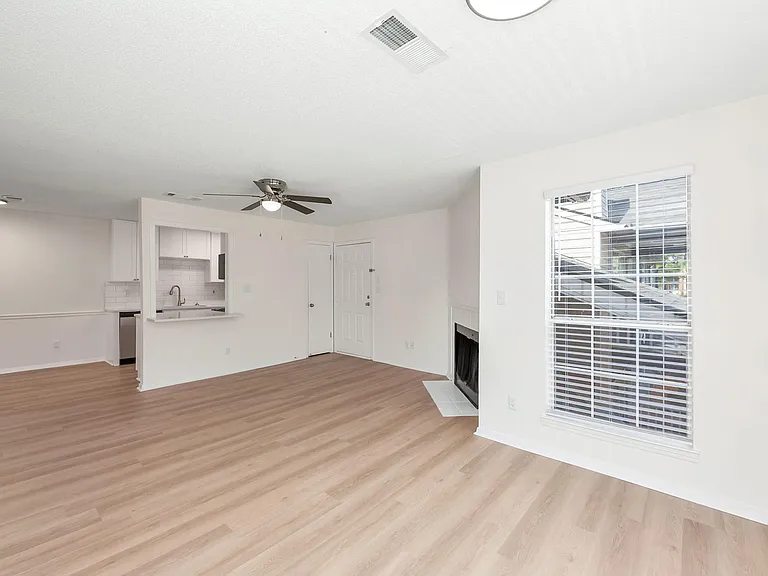Northridge Apartments — Photo 18