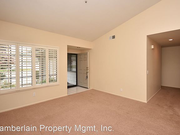 2nd image of 1866 Spyglass Cir