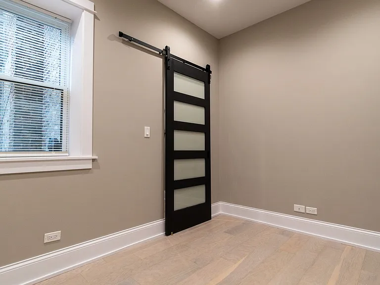 4745 N Beacon St #3S — Photo 27
