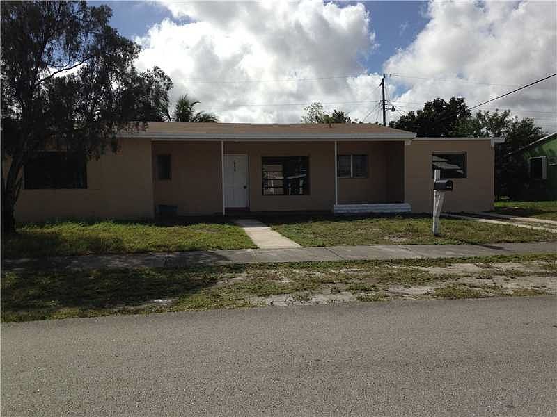 1st image of 2950 NW 186th Ter