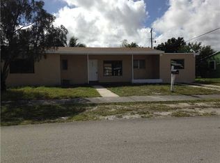 2950 NW 186th Ter, Miami Gardens, FL 33056