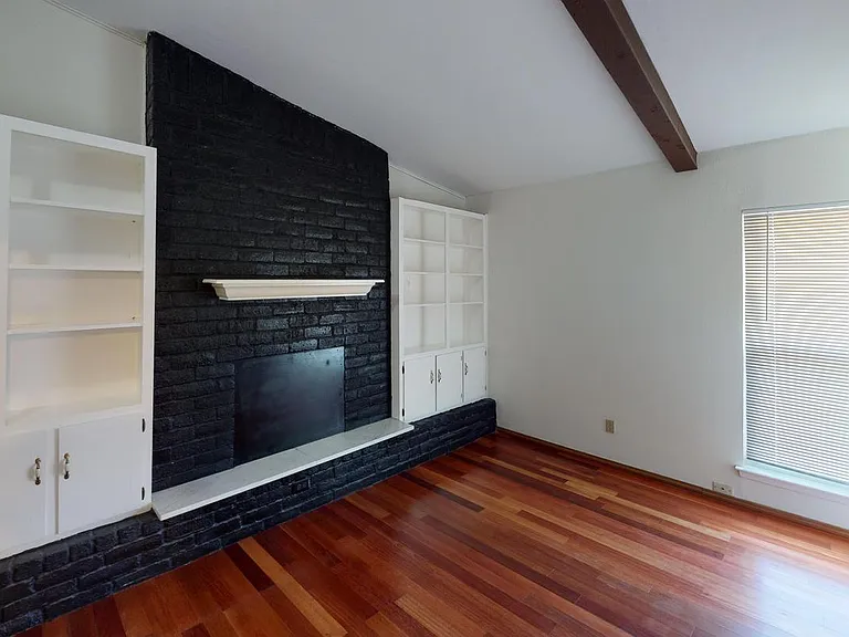 1705 Cushing Park Dr — Photo 9