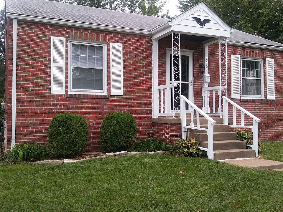1st image of 990 N New Florissant Rd