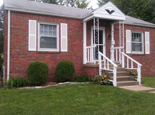 990 N New Florissant Rd, Florissant, MO 63031