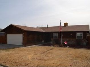 1207 E 35th St, Farmington, NM 87401