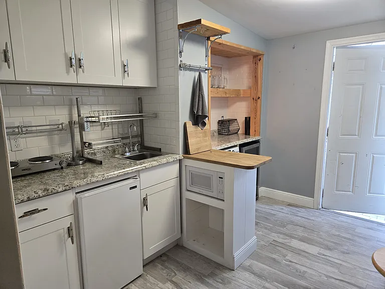 410 N Federal Hwy — Photo 11