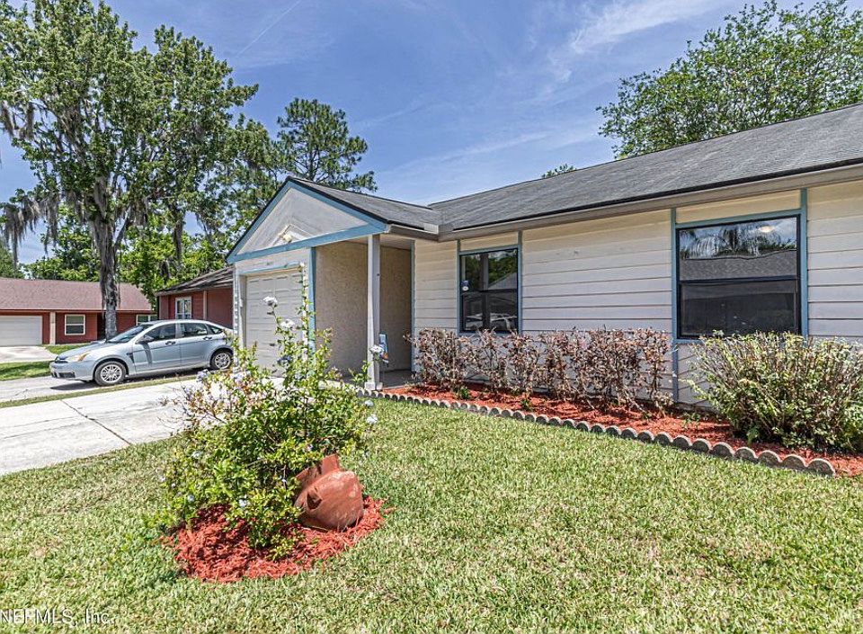 2nd image of 11469 Lancer Way