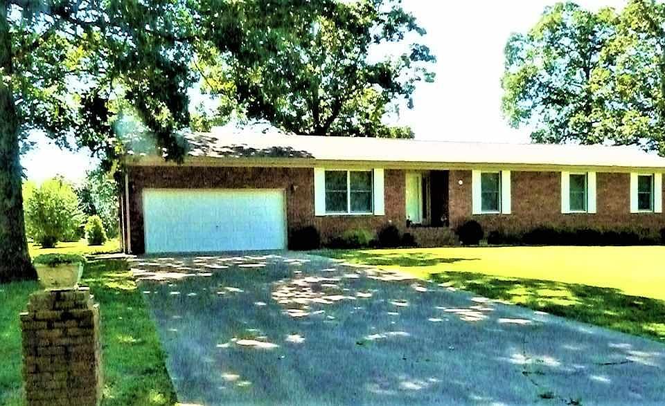 1st image of 313 Deepwood Est